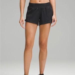 lululemon, size 2, 4 inch, black, hottie hot athletic shorts